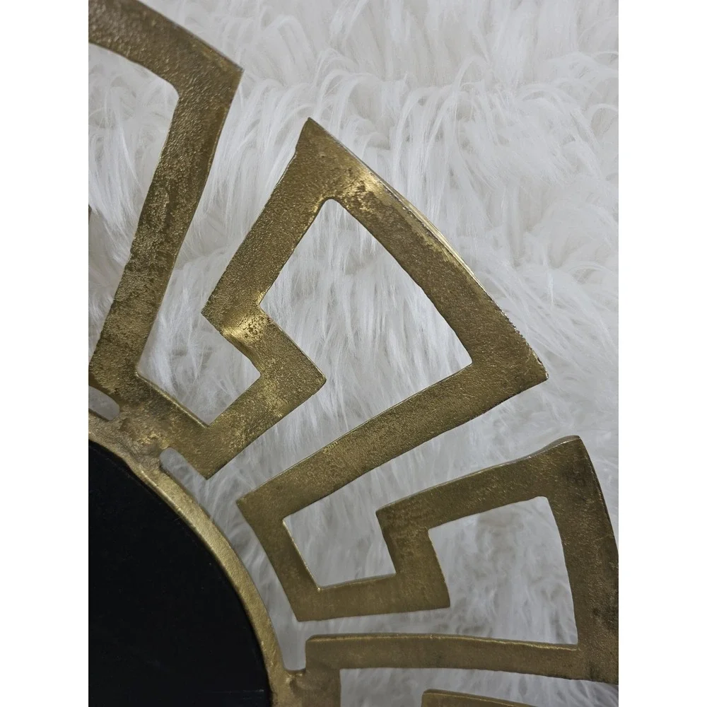Super Nice Round Art Deco Metallic Mirror Wall Decor